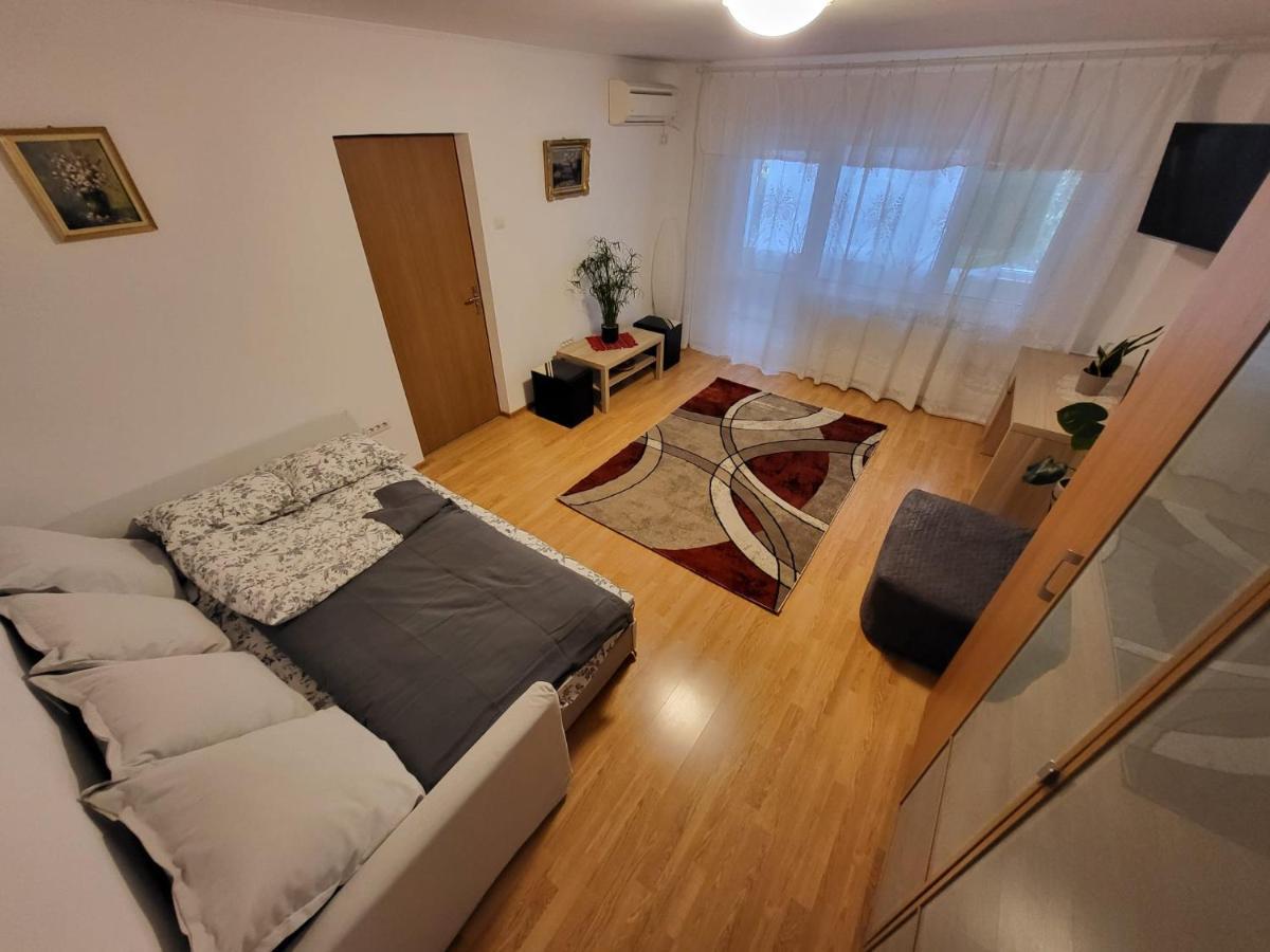 Apartment Large And Comfortable Mall Vitan Area Bukarest
